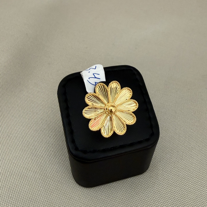 خاتم الوردة عيار 21