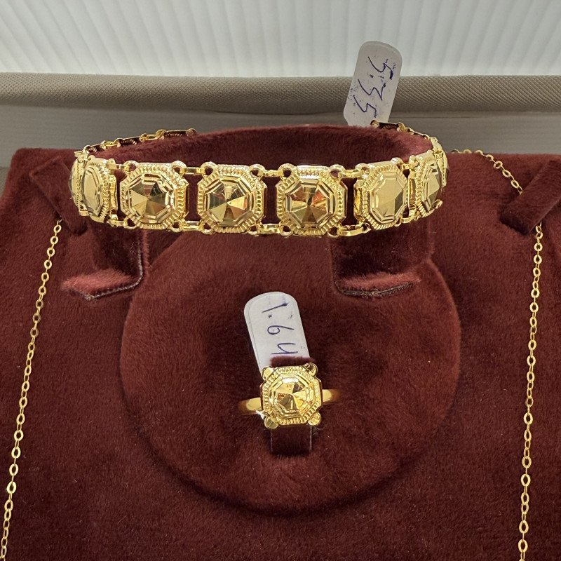 طقم حديث عيار 21