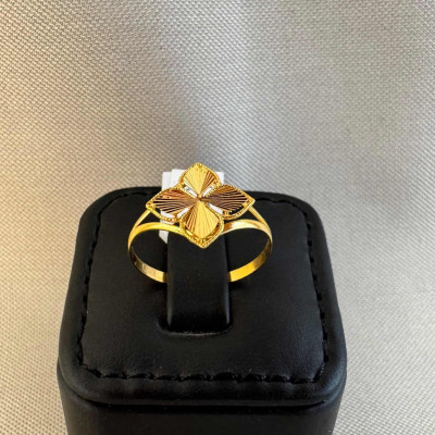 خاتم روبيرتو كوين 